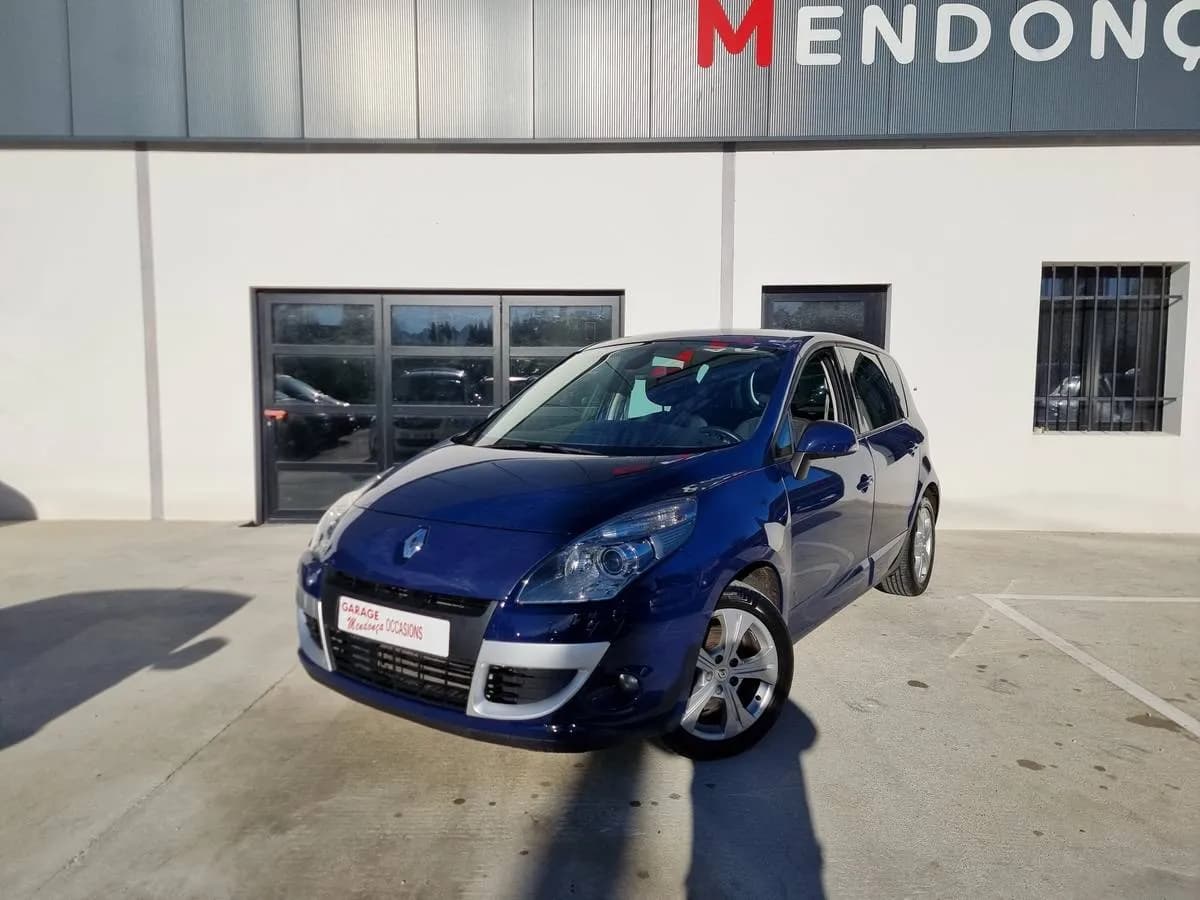 Renault Scenic 2010 — photo 2