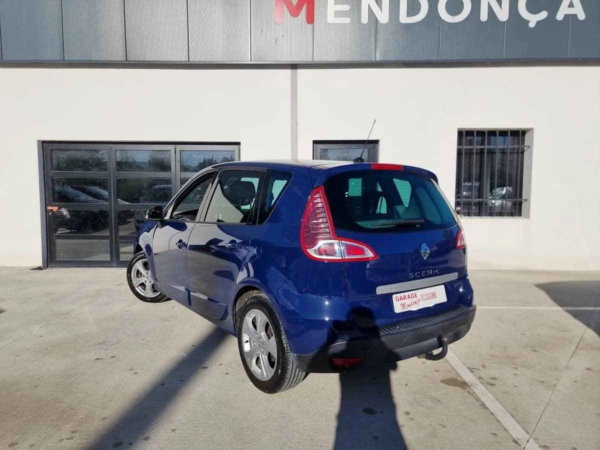 Renault Scenic 2010 — photo 4