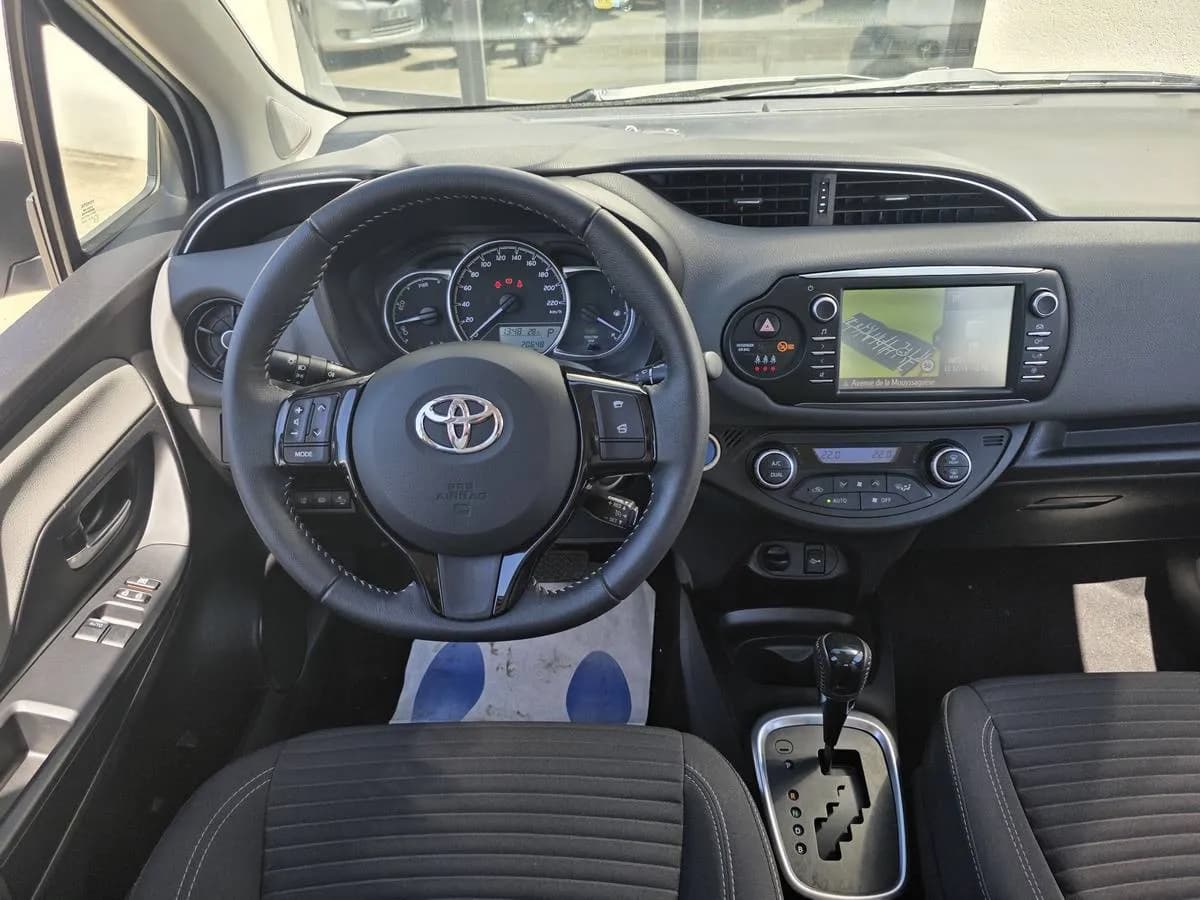 Toyota Yaris 2020 — photo 6