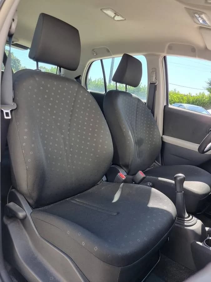 Toyota Yaris 2006 — photo 4