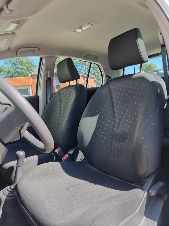 Toyota Yaris 2006 — photo 6