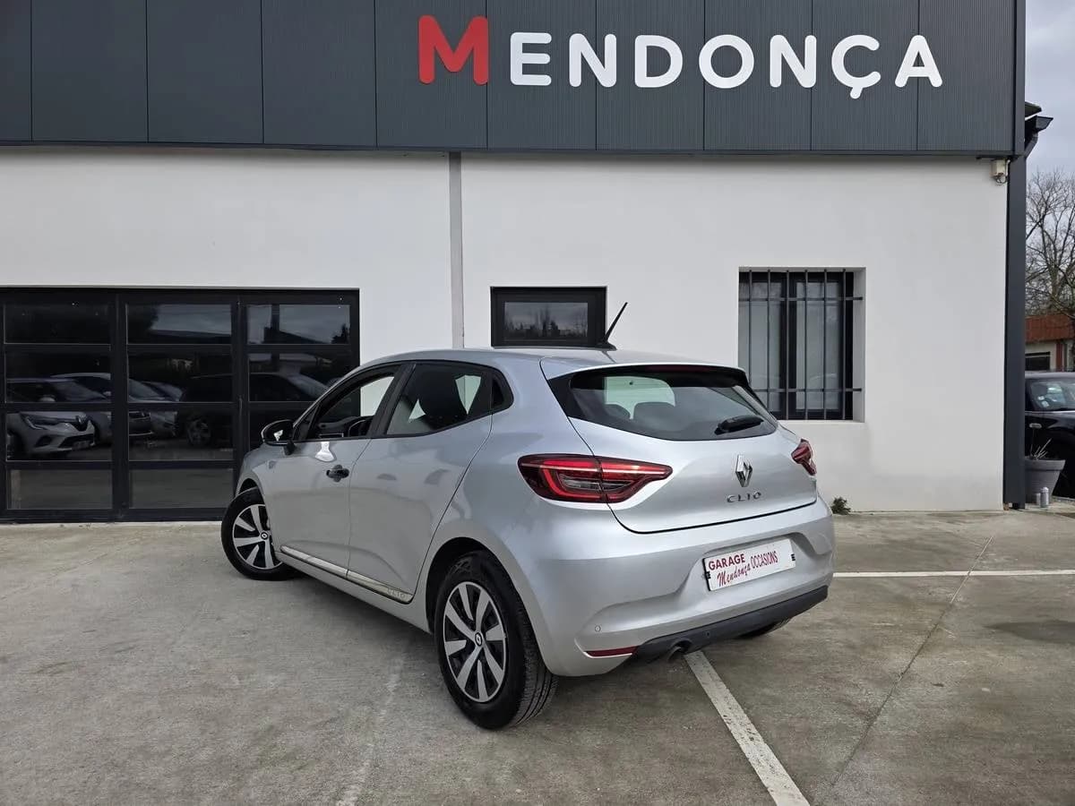 Renault Clio V 2021 — photo 3