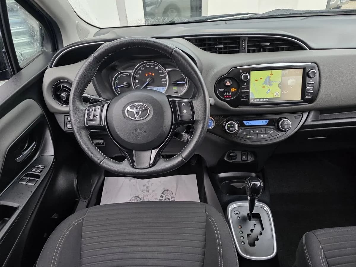 Toyota Yaris 2020 — photo 6