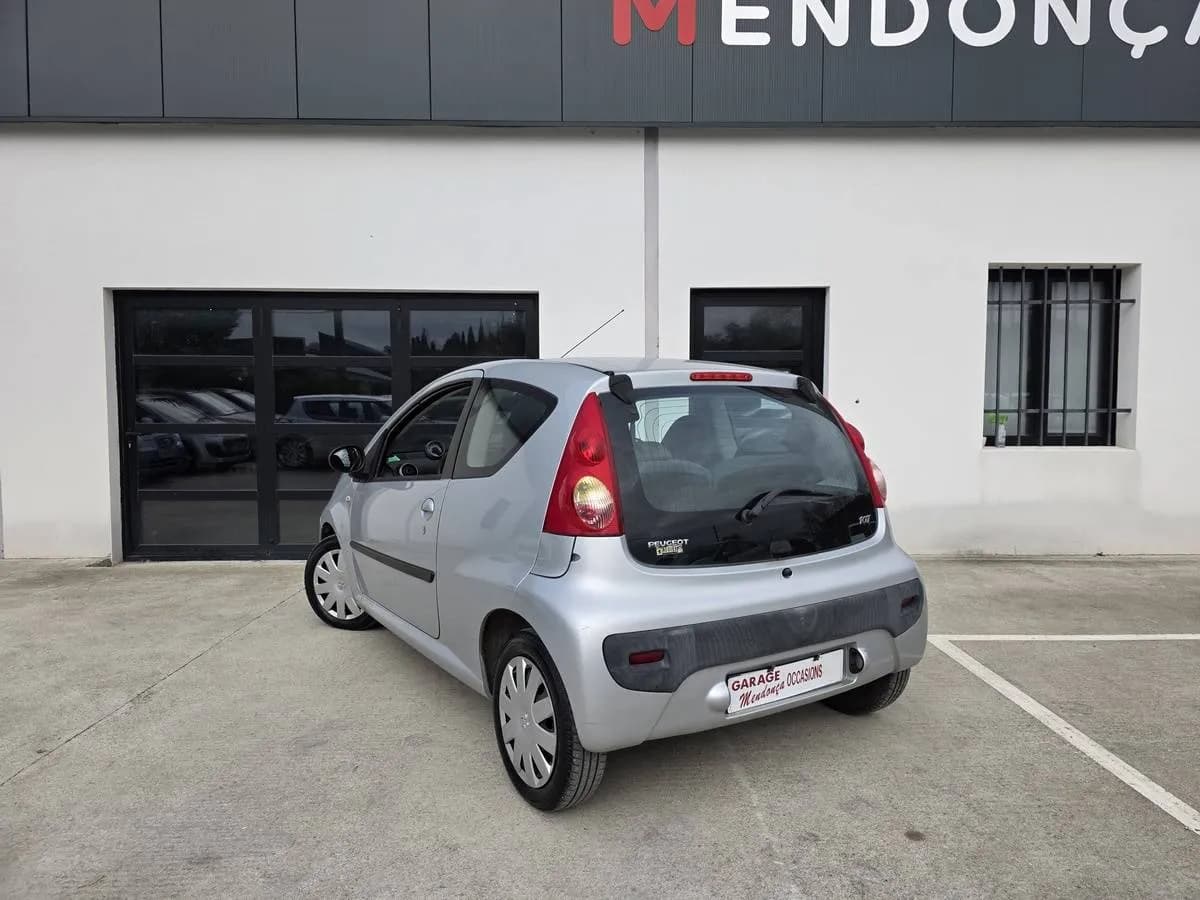 Peugeot 107 2007 — photo 3