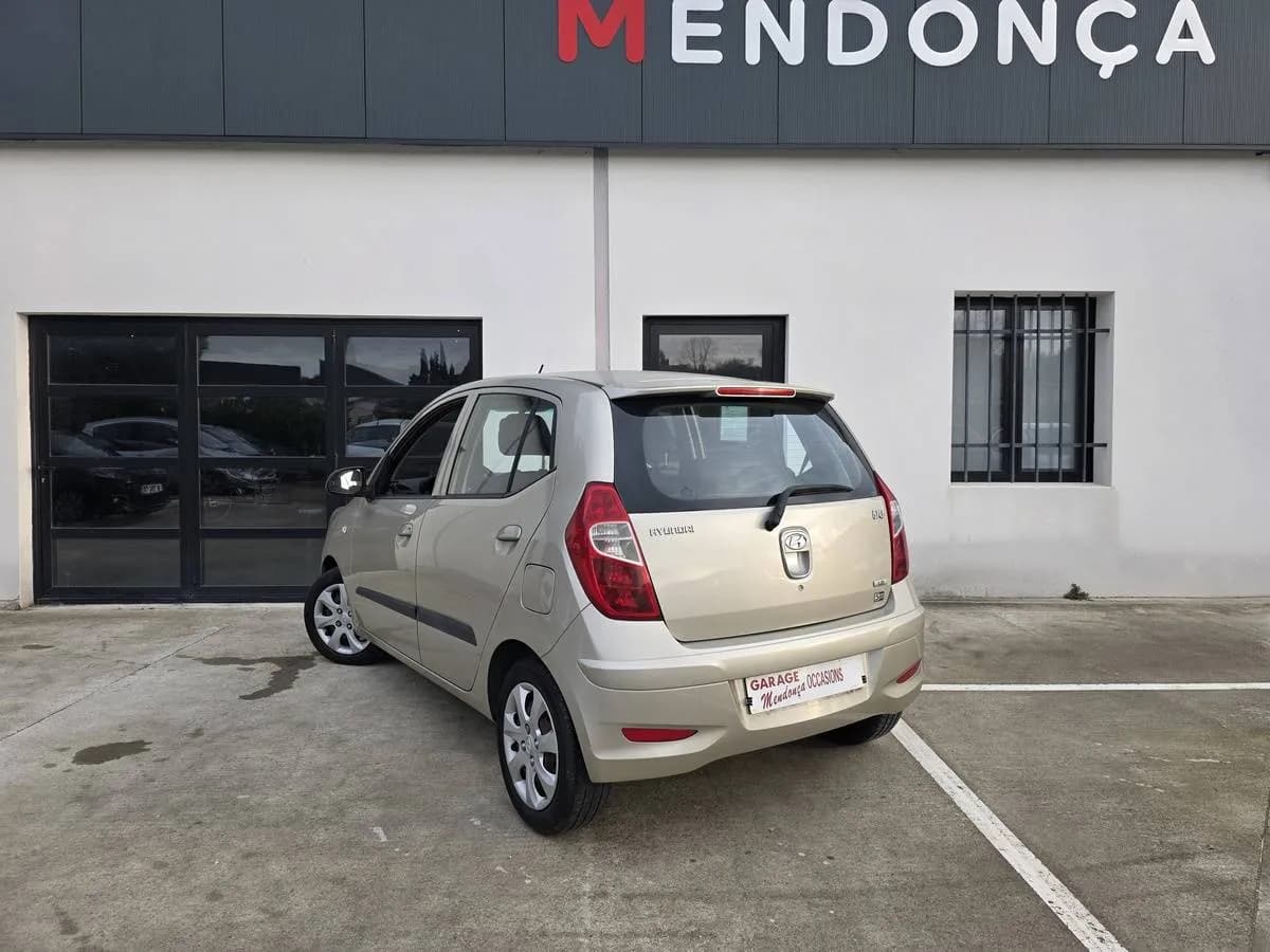 Hyundai i10 2012 — photo 3