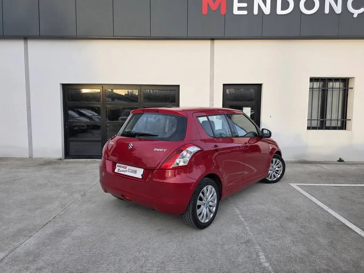 Suzuki Swift 2013 — photo 4