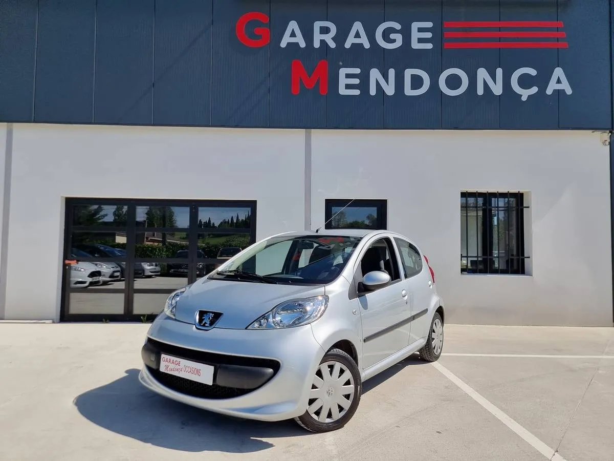 Peugeot 107 occasion — photo principale